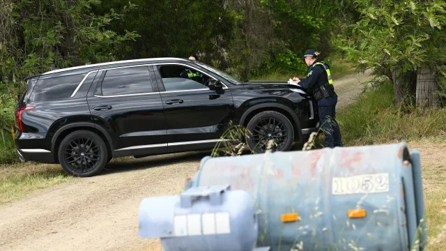 
                    Deputada australiana perde perna após atropelamento. Homem foi detido
                
