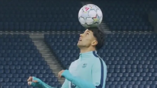 Tem cola? João Cancelo dá espetáculo antes do PSG-Barcelona