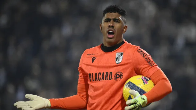 Castillo e Francisco Dias contraem entorses e param até seis semanas
