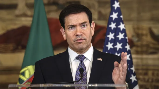 Nuclear: Rubio defende diálogo entre EUA, Rússia e China