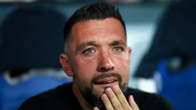 
                    Farioli faz mira ao (histórico) registo de Mihaly Siska no FC Porto
                