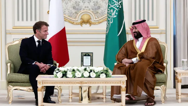 Macron garante mais fornecimentos de gasóleo do Golfo