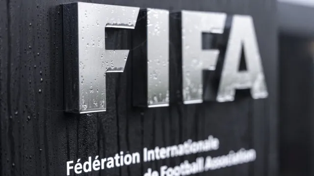Eurodeputados exigem medidas formais para garantir transparência na FIFA