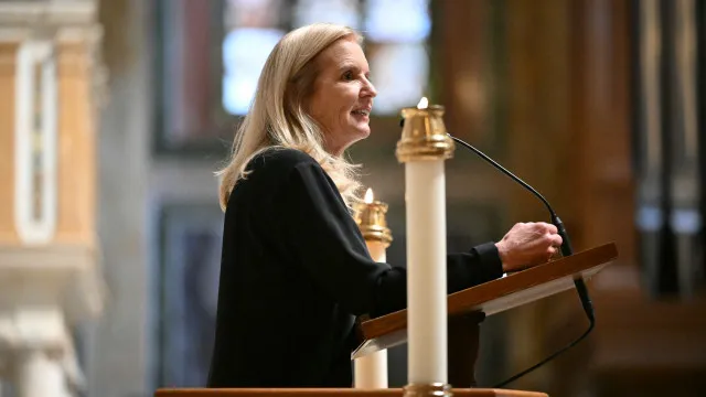 Kerry Kennedy lamenta morte de sobrinha: "Família de coração partido"