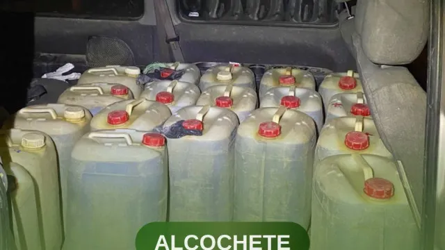 GNR apreende viatura e 425 litros de combustível em Alcochete 