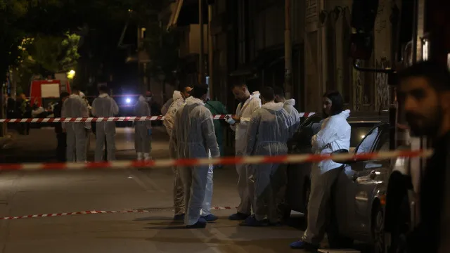 
                    Explosão em Atenas deixa quatro feridos, incluindo dois polícias
                