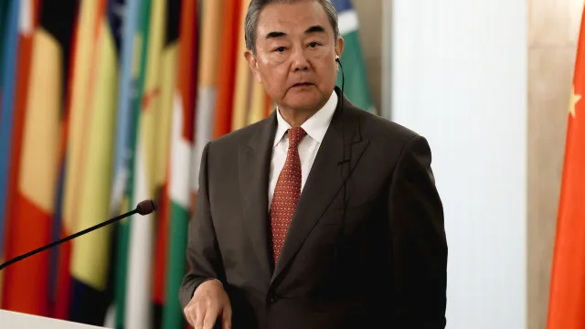 China e Djibuti reforçam cooperação em segurança face a ameaças