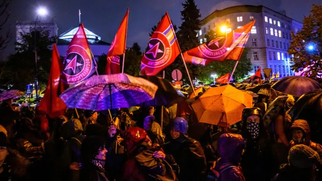 Manifestações na Polónia por liberalização de direito ao aborto