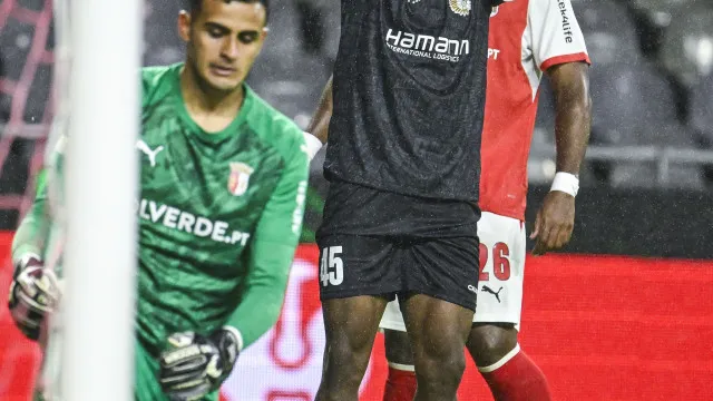
                    Bernardo Fontes oferece-se à seleção portuguesa: 