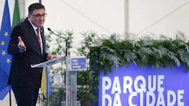 
                    Comprar casa? 
