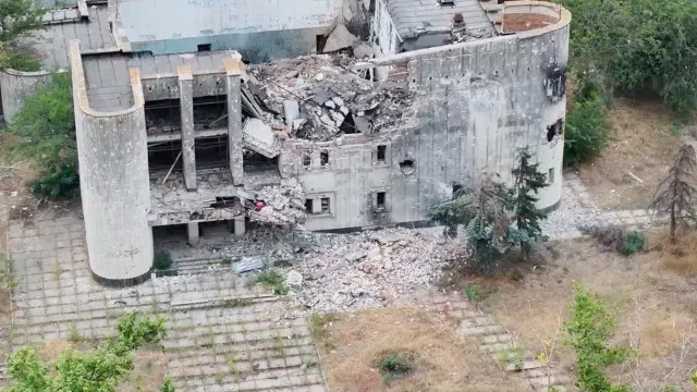 
                    Cessar-fogo humanitário local com Rússia começa a 27 de outubro, diz Kyiv
                