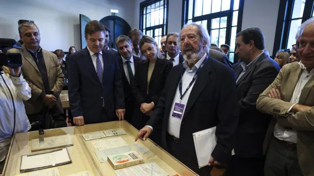 
                    Centro do Estado Novo abre na terra de Salazar após 20 anos de polémica
                