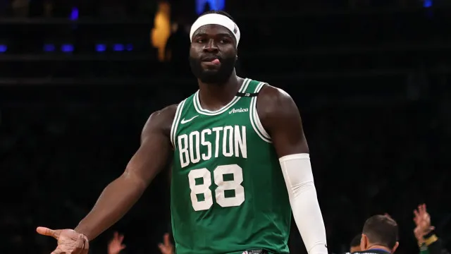 
                    Neemias Queta desbloqueia a primeira vitória da época dos Boston Celtics
                