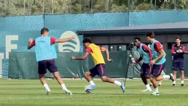 
                    O que é isto? Última maravilha de Lamine Yamal deixa Mourinho em sentido
                