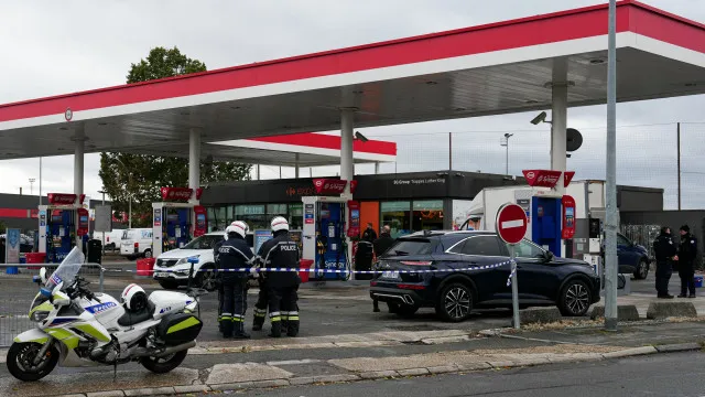 
                    Detida mãe do suspeito de ataque terrorista em França (e não é a única)
                