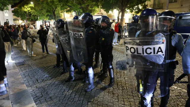 PSP promete "privilegiar o diálogo com os manifestantes" pela habitação