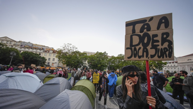 Acampada de Lisboa volta a montar tendas no Rossio no sábado