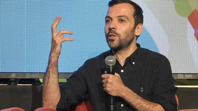 Livre espera "posição firme" de Seguro e vai pedir explicações ao Governo