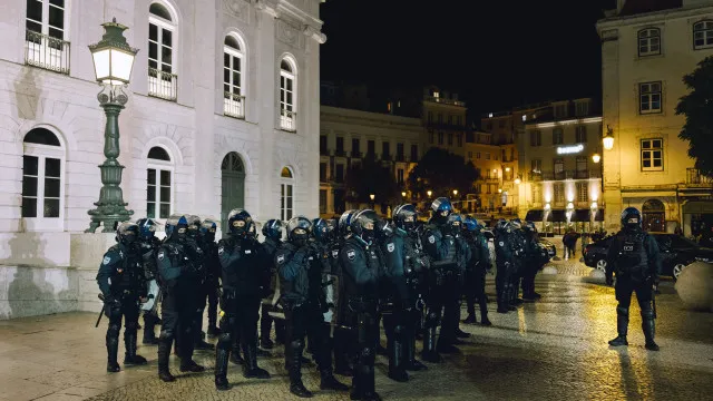 Fenprof condena uso desproporcional da força em manifestações pacíficas