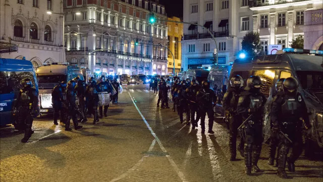 Da ação da PSP ao silêncio de Seguro e Montenegro: Que dizem os partidos?