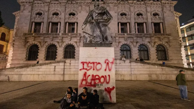 CDU acusa Câmara do Porto e PS de acordarem tarde para habitação