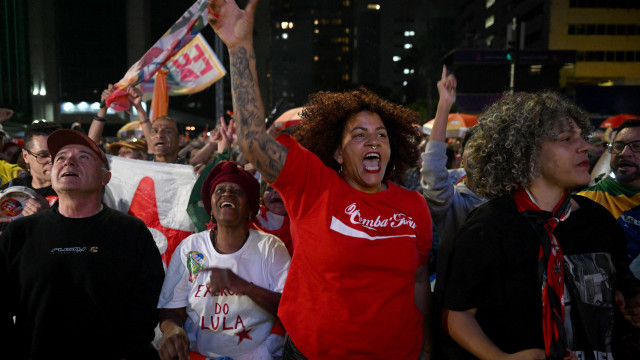 AO MINUTO: Lula da Silva reeleito presidente do Brasil