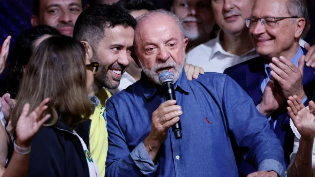 Presidentes da Ucrânia, Alemanha e Irão felicitam Lula