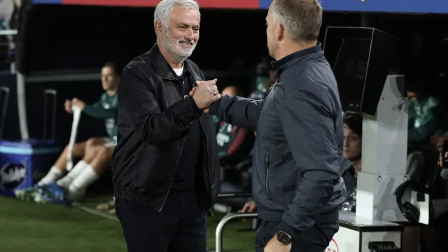 
                    Espanhóis loucos com triunfo do Real Madrid e falam em 