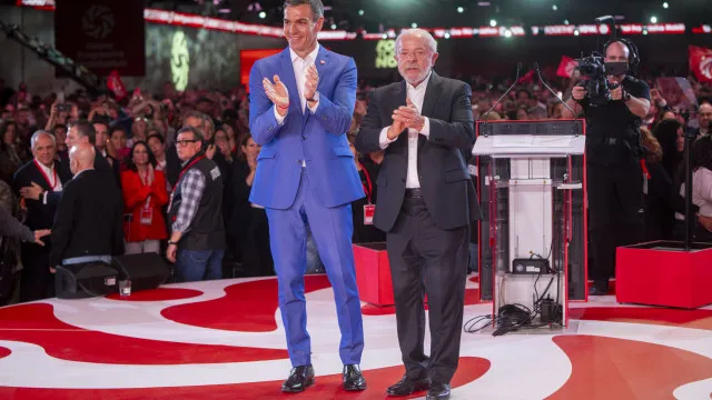 
                    Sánchez felicita Lula e prevê recuperação do progressismo em Espanha
                
