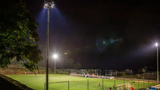 
                    Câmara de Caminha moderniza iluminação do Estádio Ilídio Couto
                