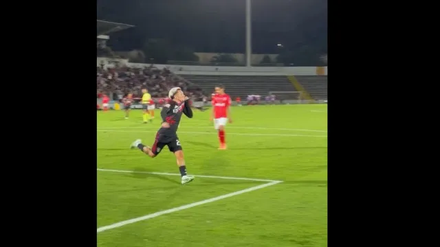 
                    O gesto de Prestianni após o Benfica consumar a remontada nos Açores
                