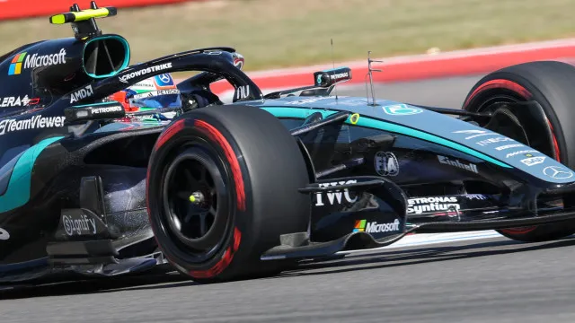 
                    Como a pouca experiência pode ajudar Antonelli a fazer história na F1
                