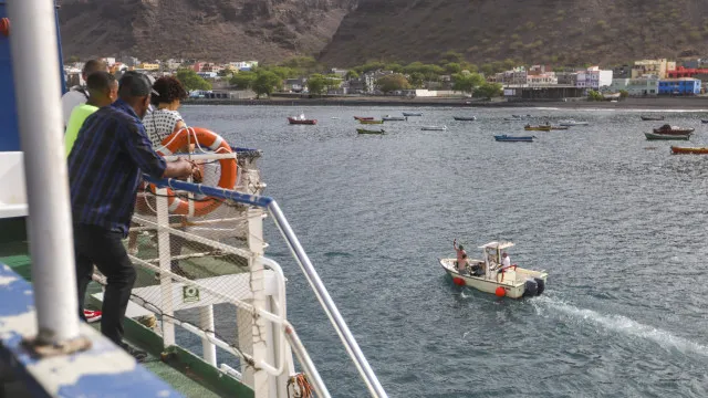 
                    Turismo de Cabo Verde prioriza ligação entre ilhas
                