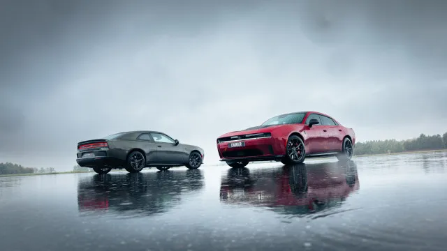 Dodge Charger comemora 60 anos e está de volta à Europa