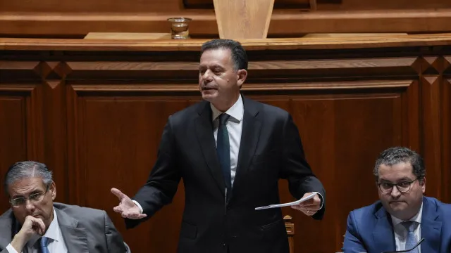 Montenegro "não gostou" das imagens, mas defende atuação da PSP