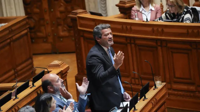 Chega desafia Governo a cumprir acordo no arrendamento