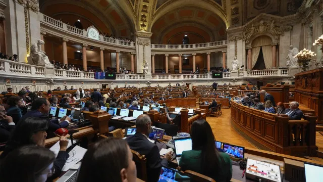 Debate do OE2027 (e da habitação): O primeiro dia em imagens