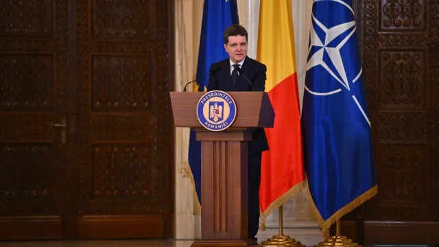 
                    Roménia denuncia aumento da guerra híbrida da Rússia contra a Europa
                