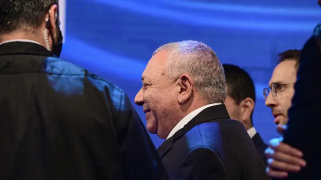 
                    Eleições terminam em empate entre blocos de Eisenkot e Netanyahu
                