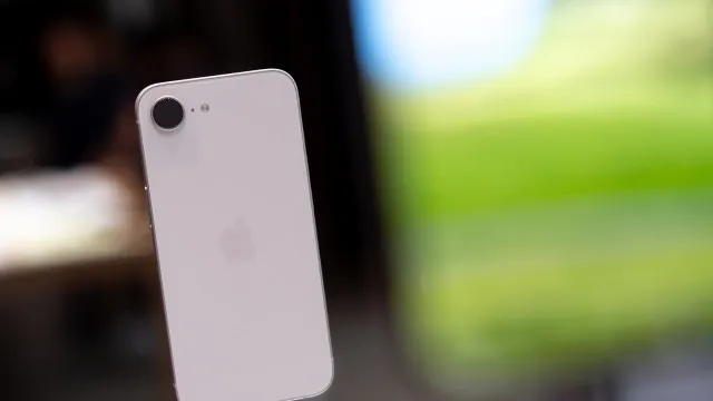 Há bons motivos para esperar pelo próximo iPhone de preço acessível