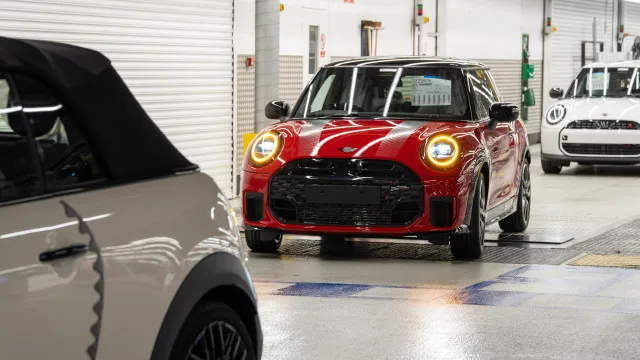 Mais de 1 milhão de BMW e MINI já andaram sozinhos e sem condutor