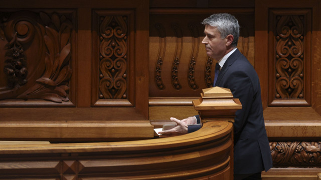 Carneiro vai propor valorização dos suplementos das forças de segurança
