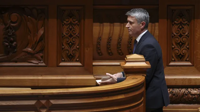 Carneiro vai propor valorização dos suplementos das forças de segurança