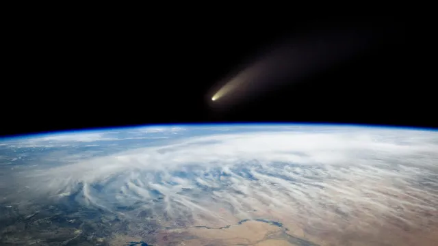 Novo estudo questiona teoria dos cometas como origem da vida na Terra