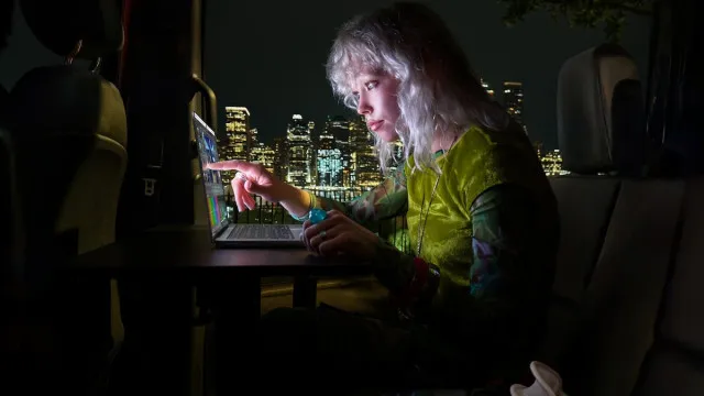 A versão mais avançada do novo MacBook Pro custa mais de 17 mil euros