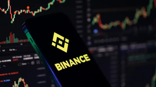Ciberataque à Binance tem impacto estimado de 5,6 mil milhões de euros