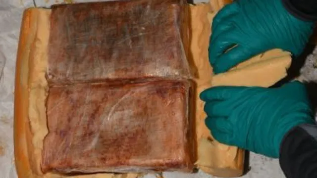 
                    Gangue condenado por contrabandear mais de 530 mil € de droga em queijo
                
