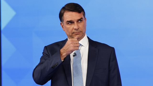 Flávio Bolsonaro diz que vitória de Lula é 