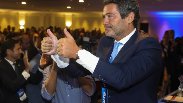 Ventura vai hoje a votos como candidato único à presidência do Chega