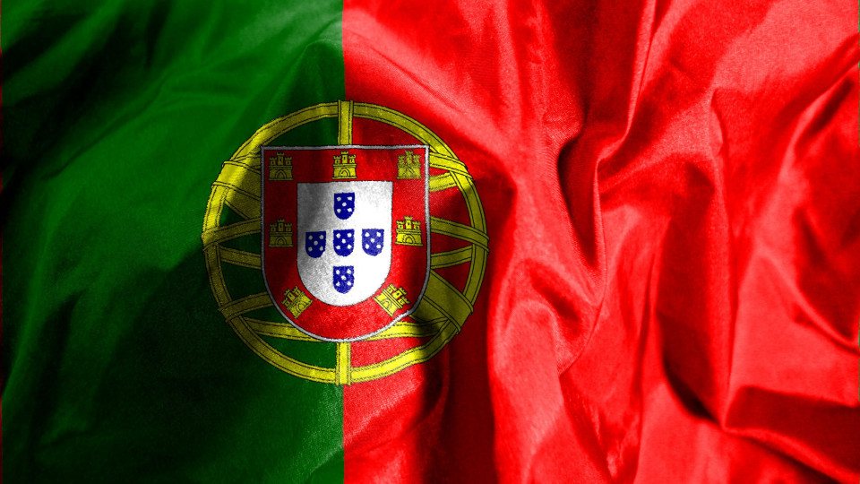 Cap Magellan quer "reivindicar outro estatuto" para portugueses em França